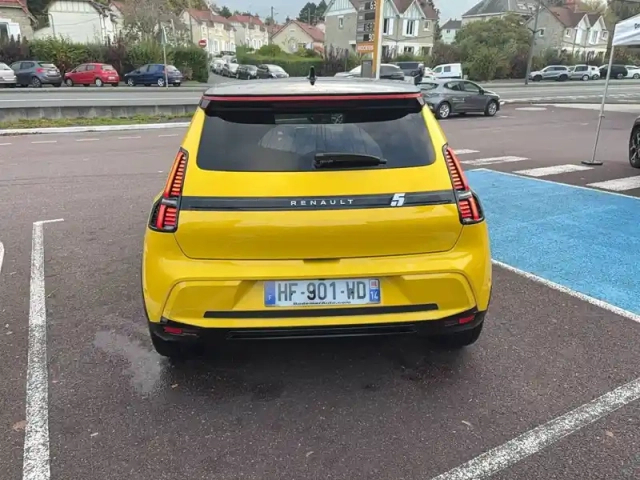 Renault 5 renault  e-tech electrique 120 ch autonomie urbaine — photo 4