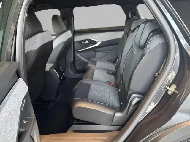 Peugeot 5008 hybrid 145 e-dcs6 — photo 35
