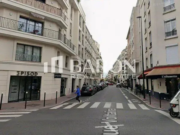 Local commercial 95 m²