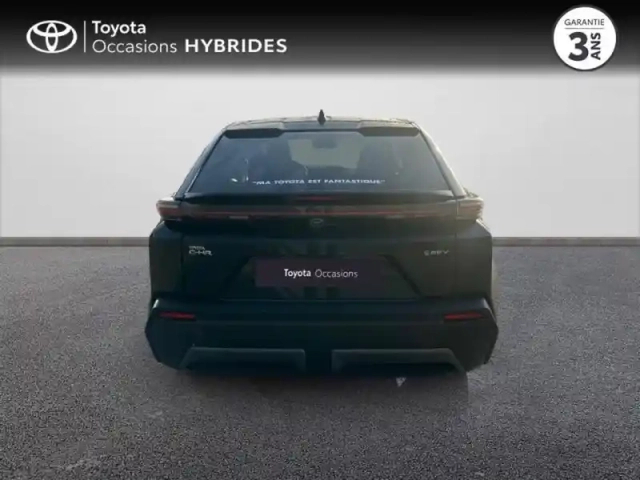 Toyota C-Hr + 224ch 77kwh design grande autonomie — photo 4
