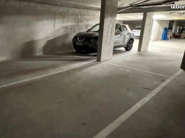 Stationnement Vente Bordeaux   25000€