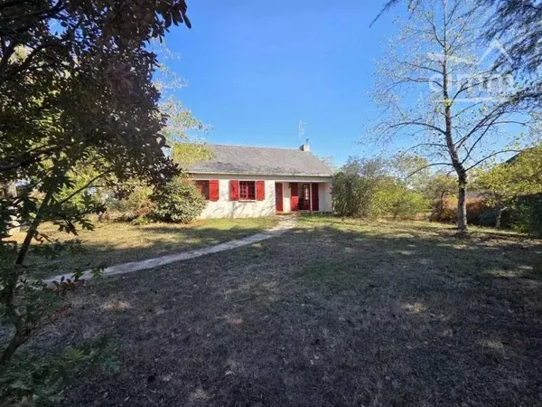 Maison de plain pied de 92 m² environ sur 2600 m² environ de terrain situé sur le secteur de Les Tou