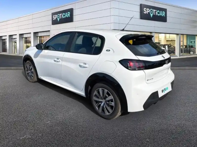 Peugeot 208 electrique 136ch 51 kwh business — photo 30