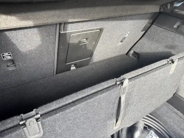 Volvo Xc40 recharge 231 ch 1edt — photo 22
