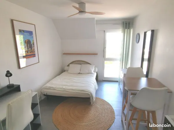 Studio meublé 17,7m² - Hypercentre Nantes - Rue Dufour - Proche Lycée Livet & Gare