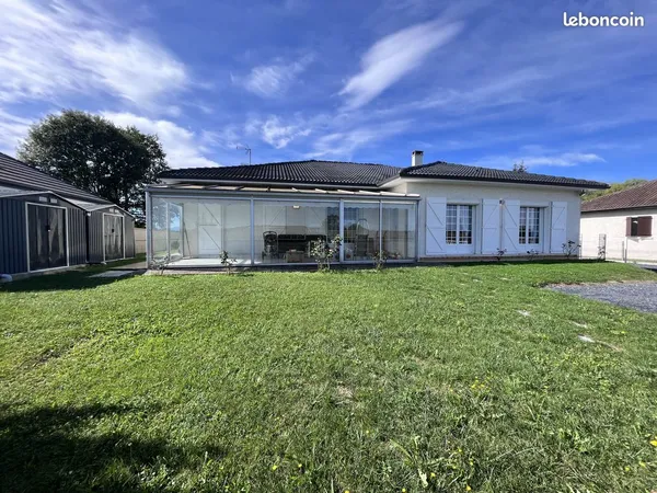 Villa 6 pièces 195 m²