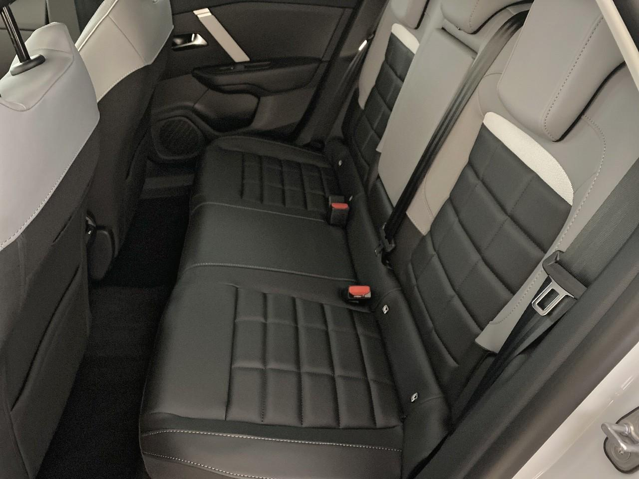 Citroën C4 hybride 145 ch e-dcs6 max — photo 10