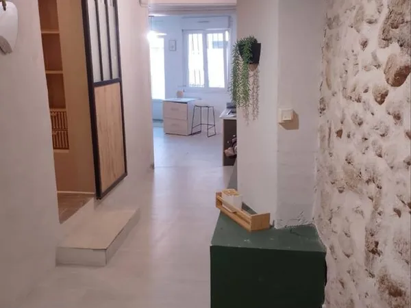 50m2 centre ville à l'année