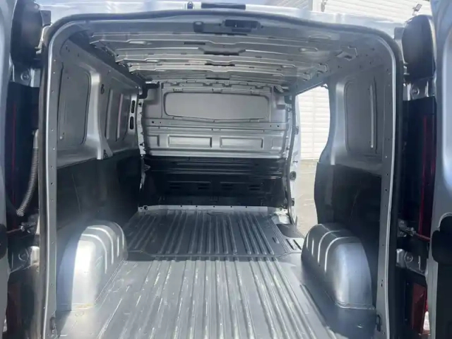 Renault Trafic fgn l1h1 2800 kg blue dci 110 — photo 24