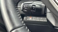 Peugeot 2008 1.2 PureTech 100ch S&S Style — photo 17