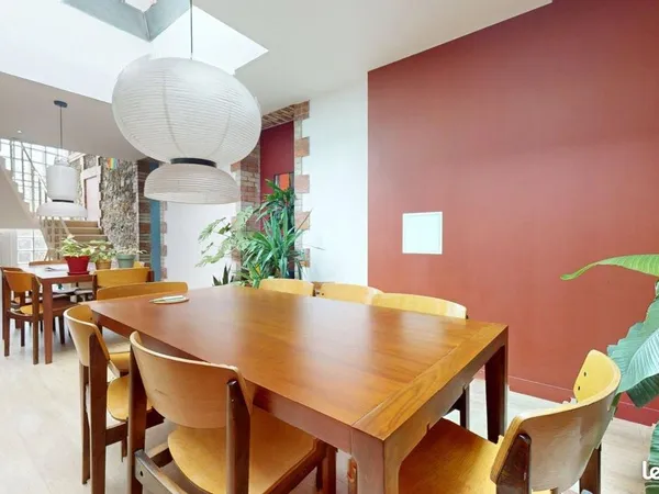 Chambre 15 pièces 486 m²