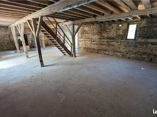 Appartement 2 pièces 170 m²