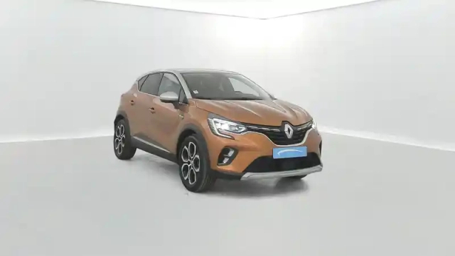 Renault Captur e-tech 145 - 21 — photo 26