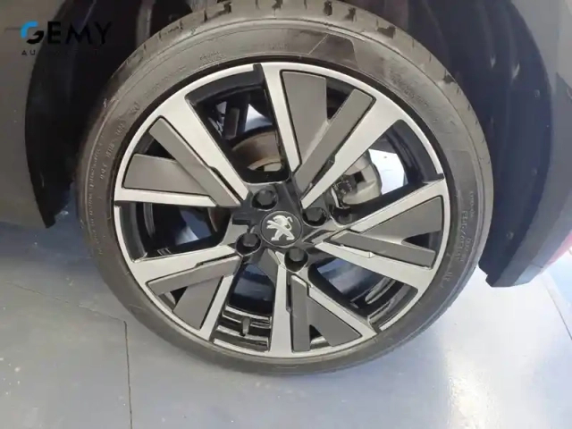 Peugeot 208 puretech 130 s&amp;s eat8 — photo 11