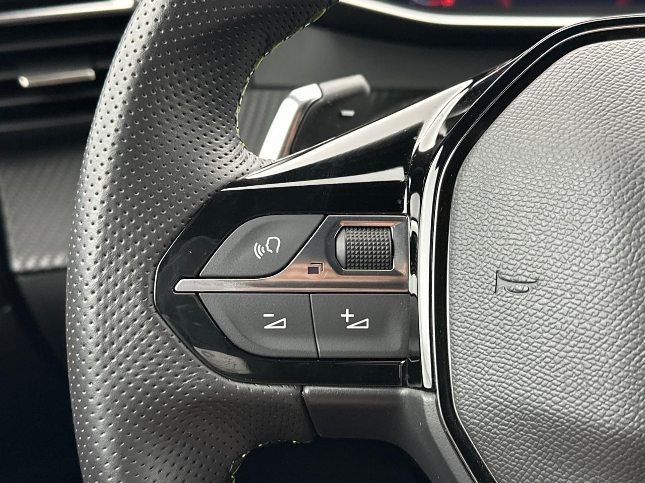 Peugeot 2008 puretech 130 s&s eat8 gt — photo 20