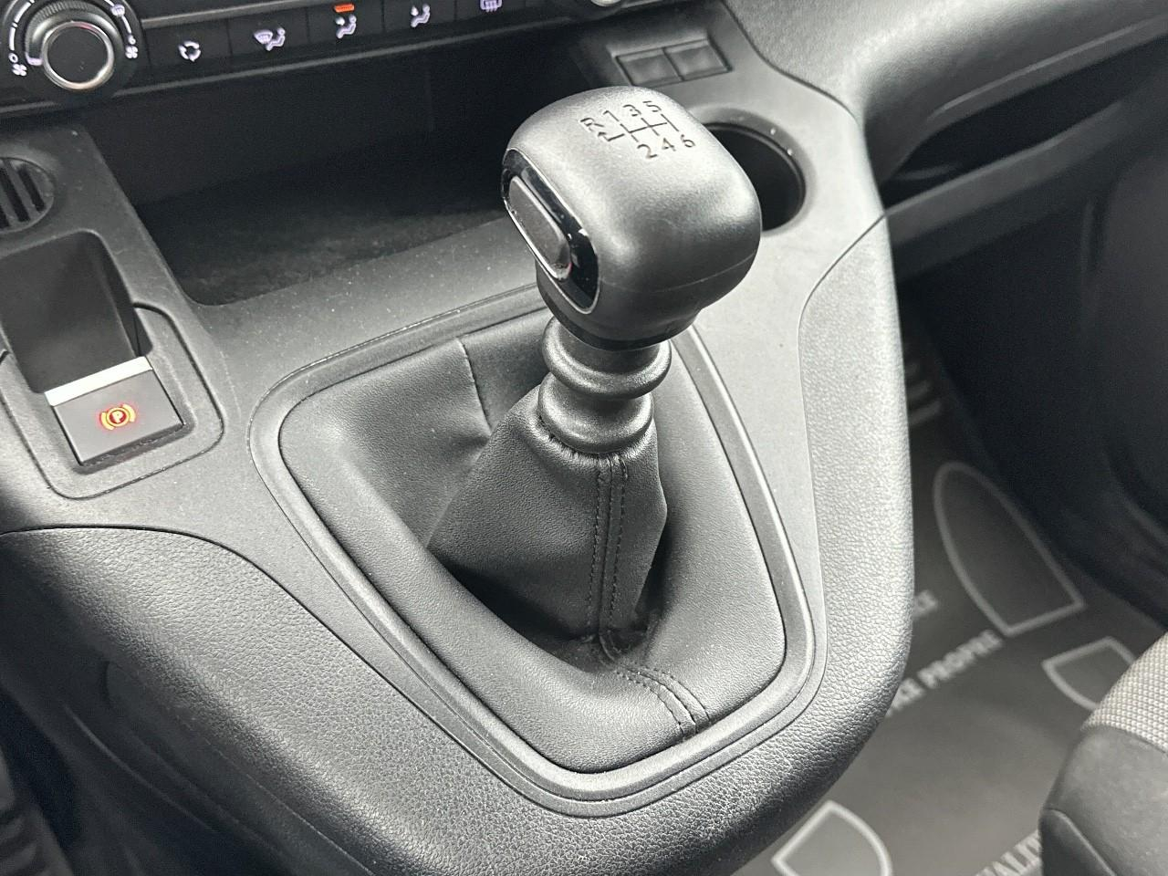 Citroën Berlingo van m 650 puretech 110 s&s bvm6 club — photo 27
