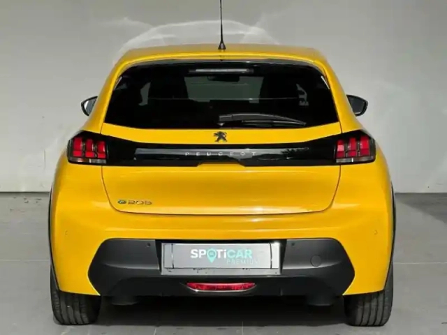 Peugeot 208 e- 136ch style — photo 2