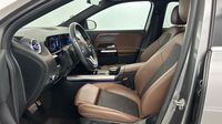 Mercedes Gla 200 d 150ch Progressive Line 8G-DCT — photo 12