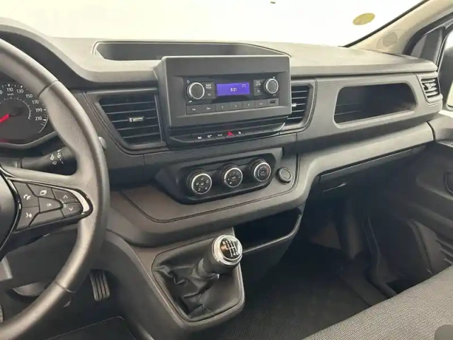 Renault Trafic fgn l2h1 3000 kg blue dci 130 — photo 21