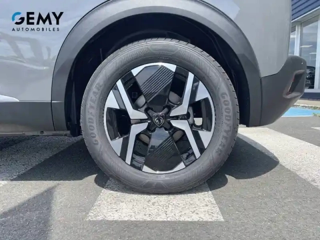 Peugeot 2008 electrique 54 kwh 156 ch — photo 32