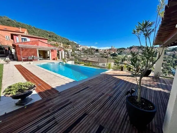 Maison 5 pièces 170 m²