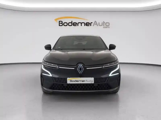 Renault Megane e-tech 220 ch autonomie confort gsr2 — photo 407