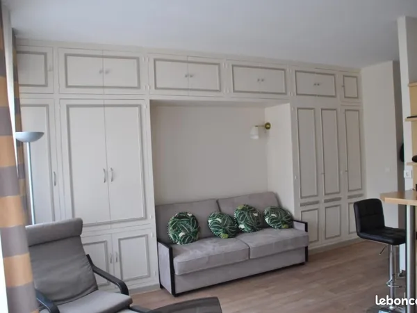 Studio 1 pièce 30 m²