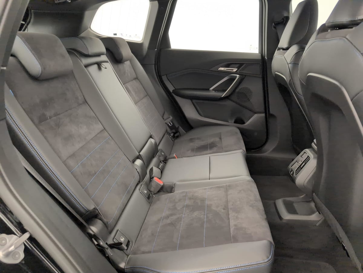 BMW X1 — photo 10