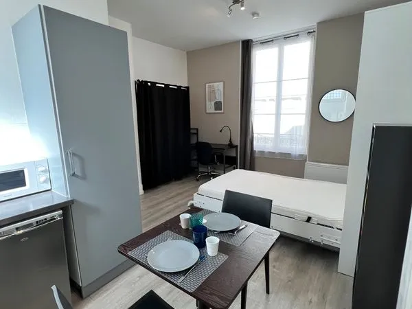 Studio meublé hypercentre rue des Lices