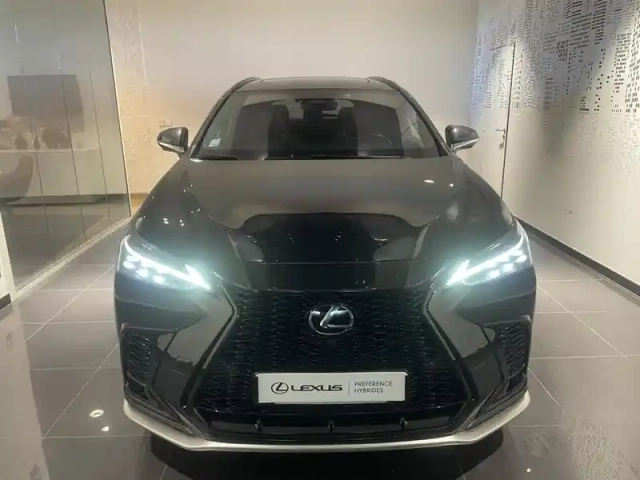 Lexus Nx 450h+ luxe 4wd — photo 2