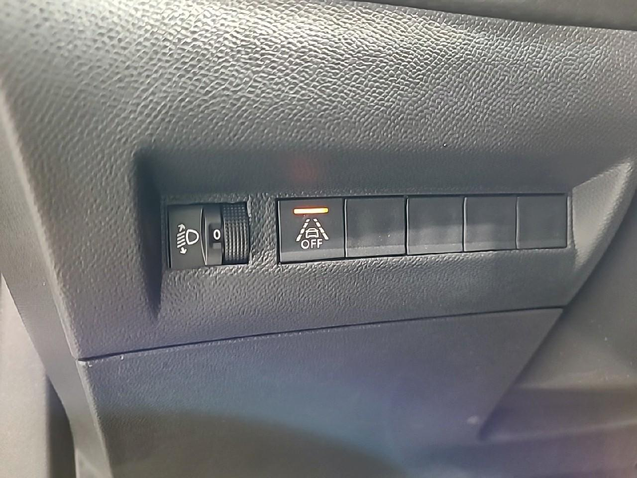 Peugeot 2008 puretech 100 s&s bvm6 style — photo 23