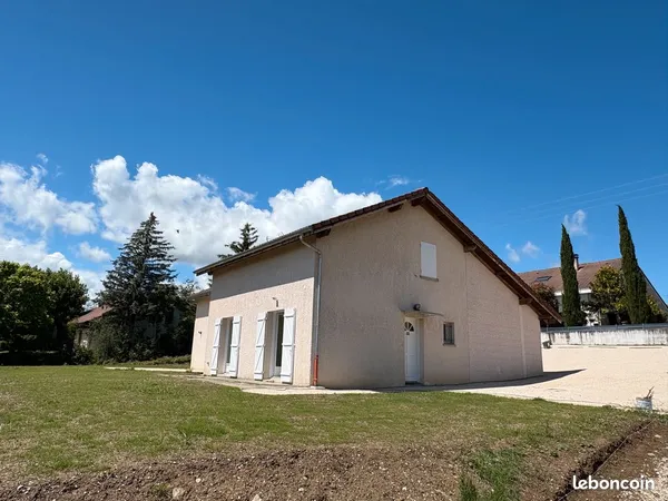 Maison avec vue panoramique plein sud dans un cadre privilégié — La Buisse