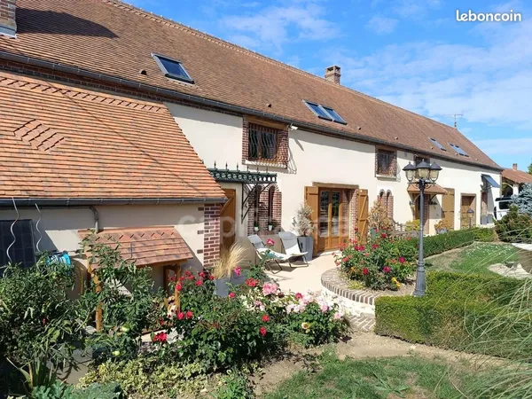 Maison 8 pièces 290 m²