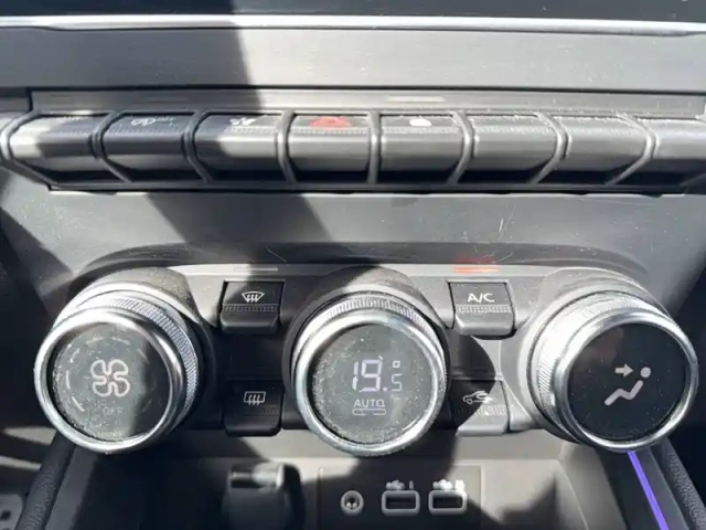 Renault Clio tce 90 ch gsr2 — photo 32