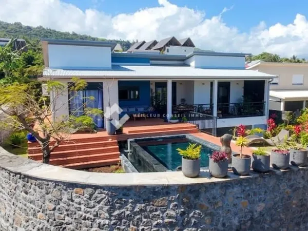 Villa 4 pièces 115 m²