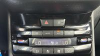 Peugeot 2008 1.2 PureTech 110ch Allure S&S EAT6 — photo 19