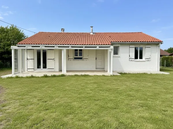 Maison de plain pied de 102 mètres carrés sur une parcelle de 900 mètres carrés à Montauban