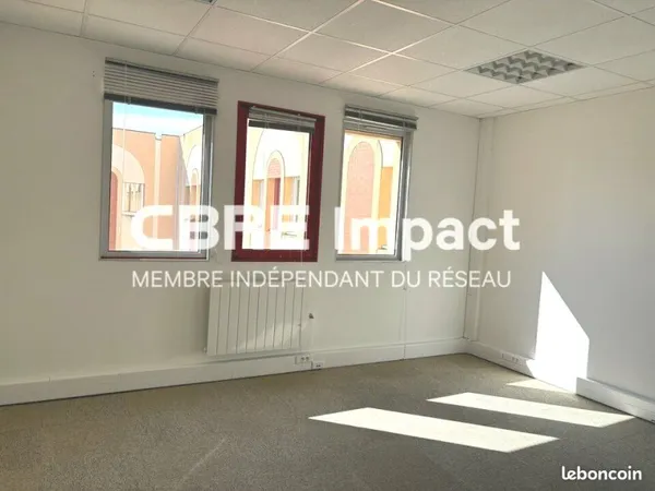 BUREAUX 250 m² DIJON