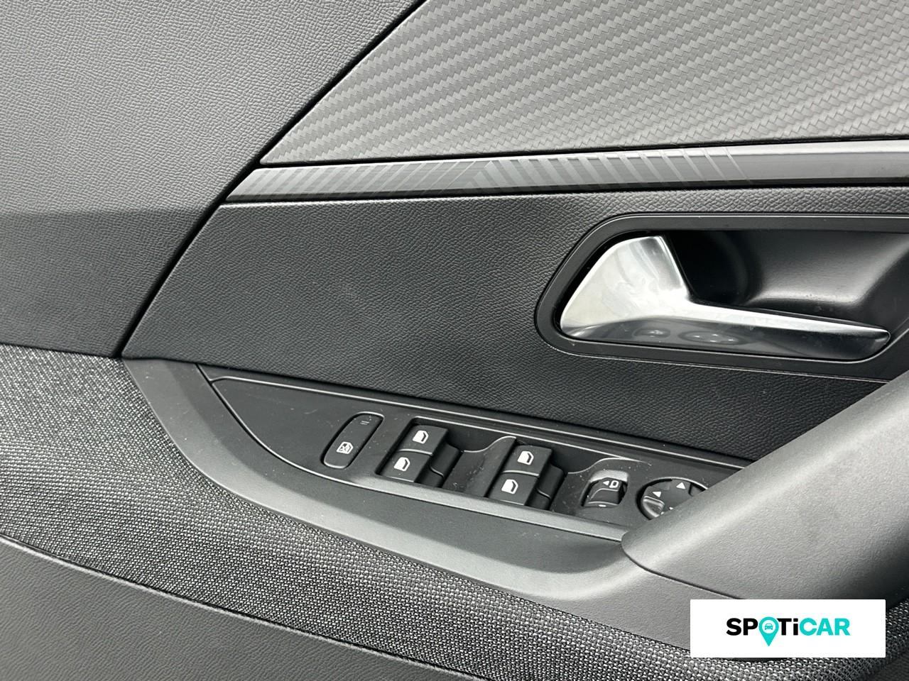 Peugeot 2008 1.2 100ch s&s style — photo 19