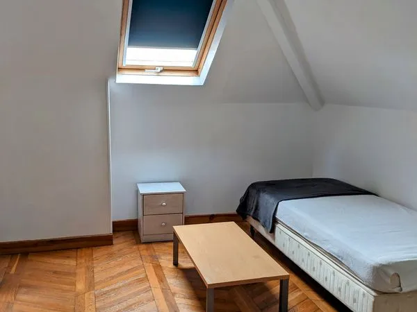 Studio en formule "tout compris" meublé ou non en centre-ville du Havre quartier Sanvic église