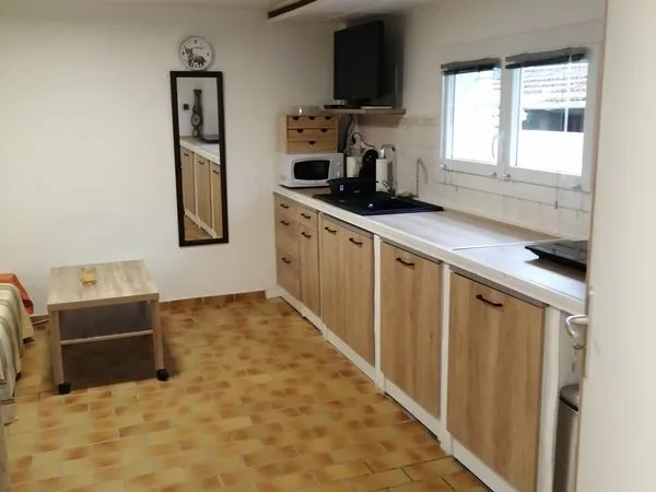 Studio (RdC maison) voiron