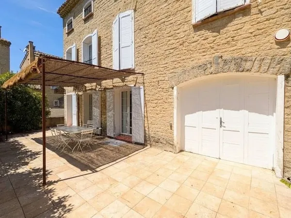 Maison 6 pièces 170 m²
