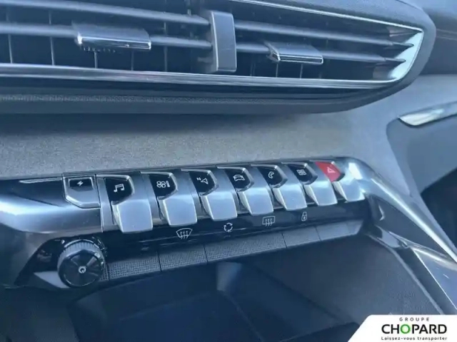 Peugeot 3008 hybrid4 300 e-eat8 — photo 74