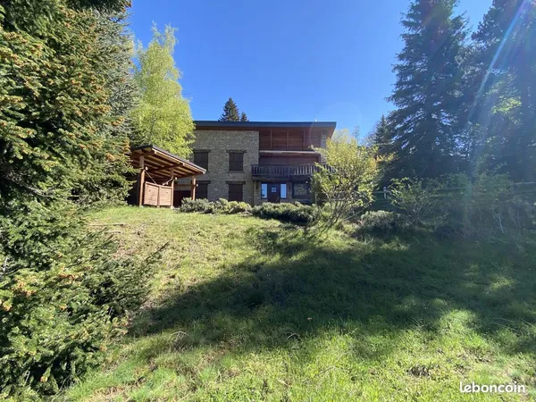 Chalet 6 pièces 180 m²