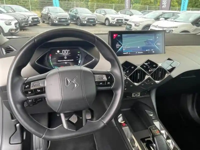 Ds Ds 3 crossback e-tense grand chic 4cv — photo 11