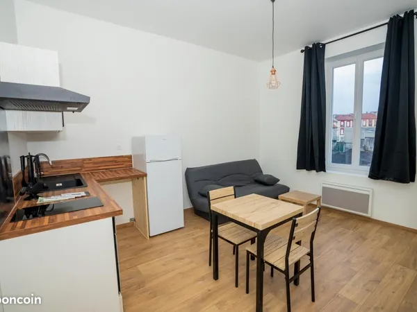 Studio 1 pièce 21 m²