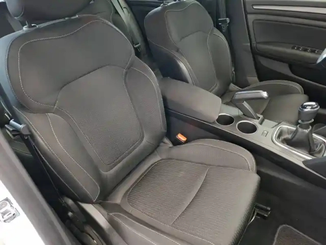 Renault Megane mégane iv berline blue dci 115 - 21n — photo 12