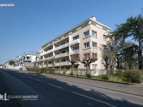 Studio 1 pièce 14 m²