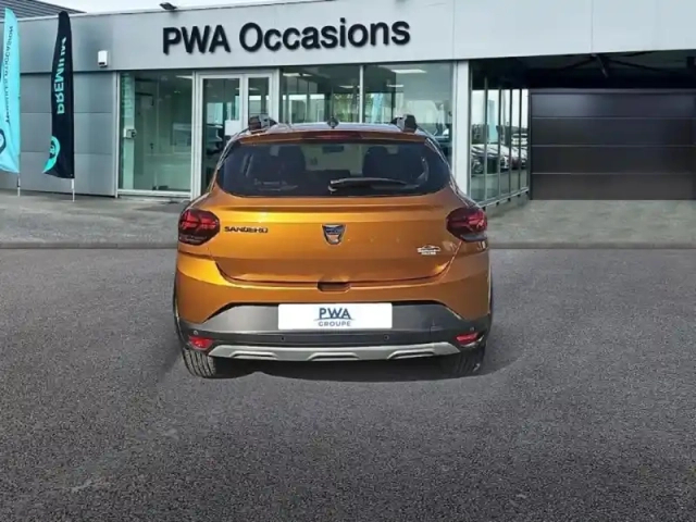 Dacia Sandero 1.0 tce 90ch stepway essential + pack techno — photo 5