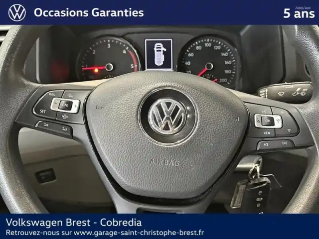 Volkswagen Crafter fg 30 l3h3 2.0 tdi 140ch business traction — photo 13